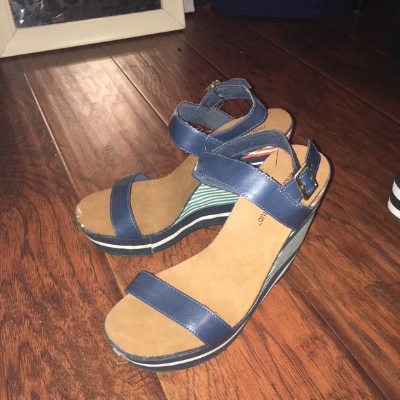 Wedges - Picture 2 of 2